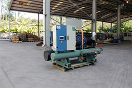 恒雅在搭建冷库工程时，建议客户使用低温冷水机组